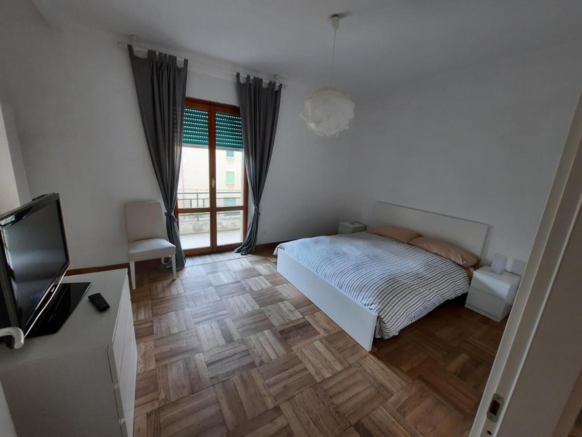 Casa Romeo Appartamento Con Posto Auto Финале Лигуре Экстерьер фото