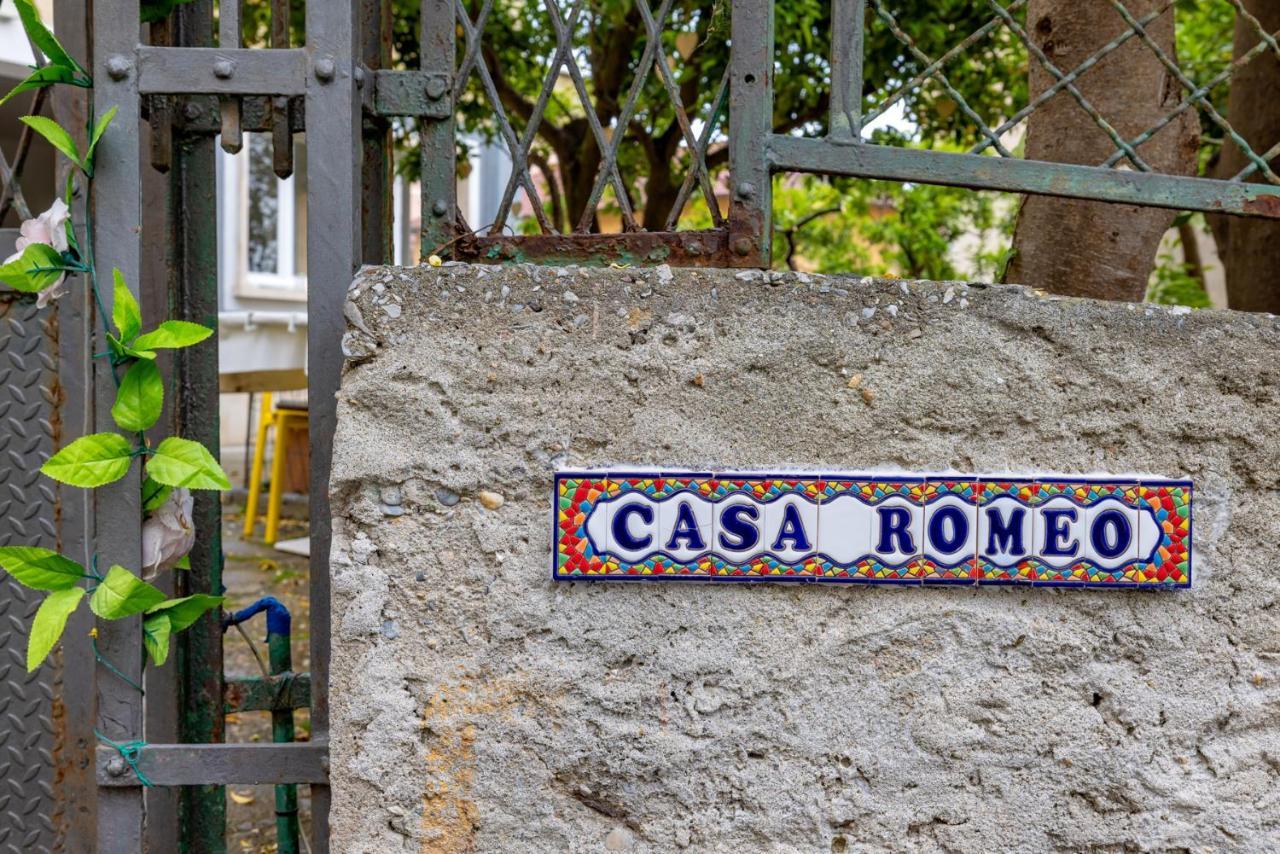 Casa Romeo Appartamento Con Posto Auto Финале Лигуре Экстерьер фото