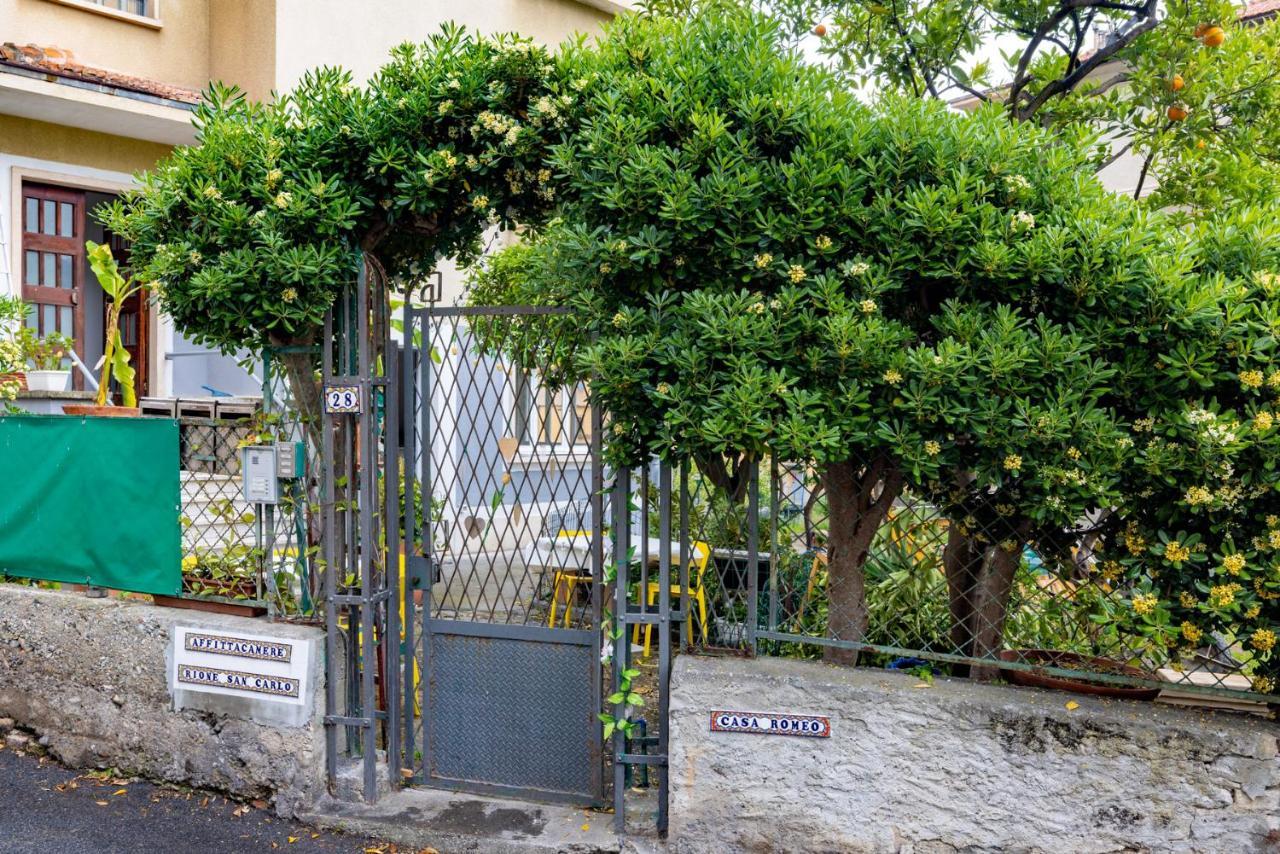 Casa Romeo Appartamento Con Posto Auto Финале Лигуре Экстерьер фото